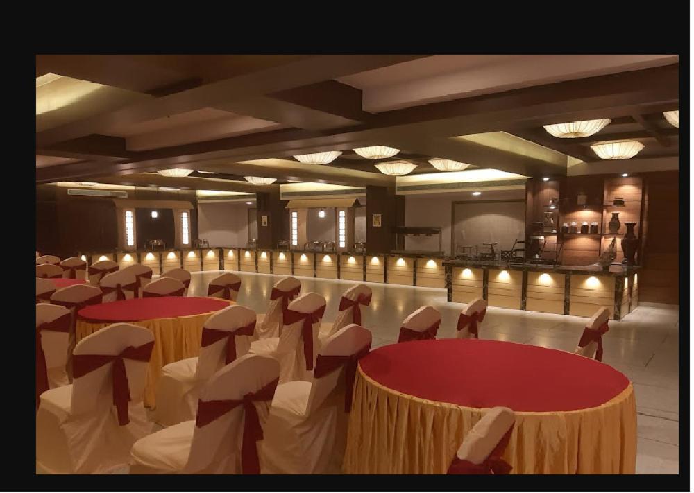 Hotel Mathoshree ธาเน ภายนอก รูปภาพ